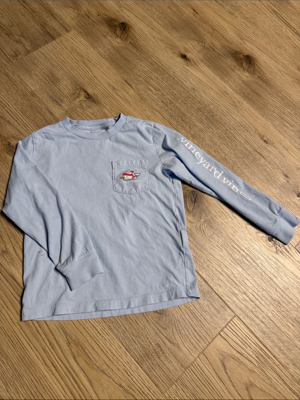Vineyard Vines Light Blue Long-Sleeve Pocket Tee snowman whale winter Whale